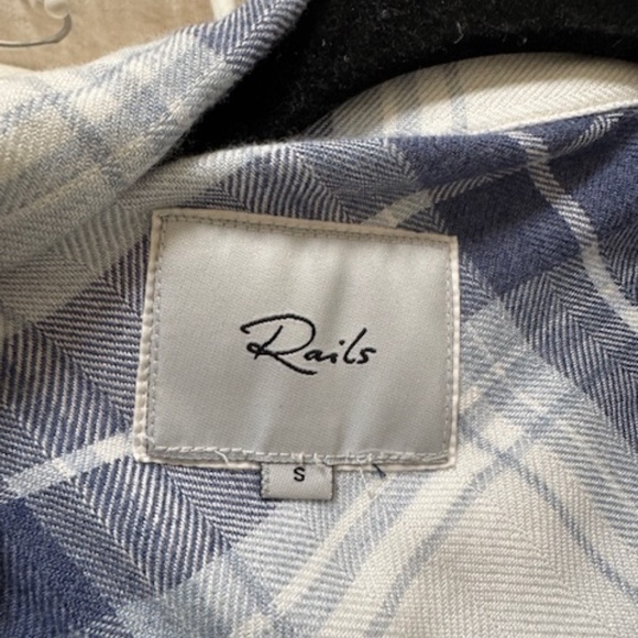 RAILS: Women's Blue & WhitePlaid Long Sleeve Button Up Shirt - Size S - Picture 3 of 4